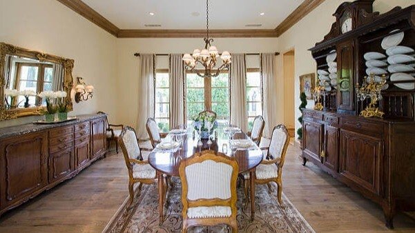 Antique liquidators Hickory, North Carolina. Updated 2025..